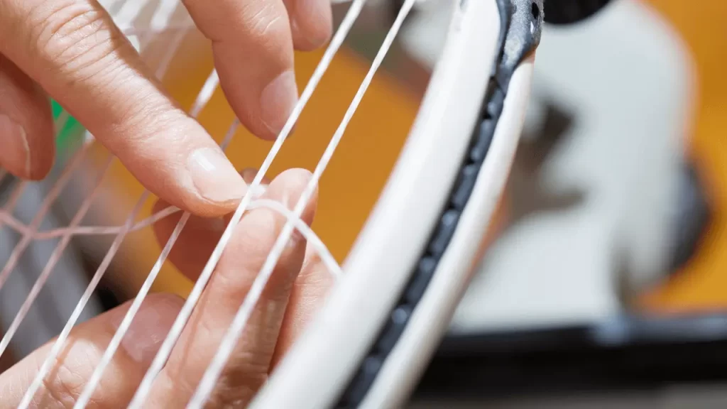 Cleaning the Tennis Racket Strings