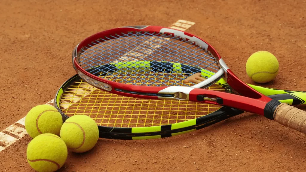 maintenance and cleaning of Tennis Racket