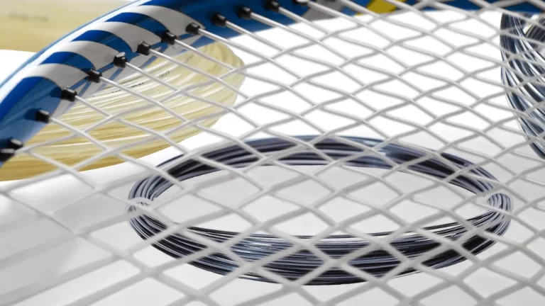How To Choose Tennis Strings: Comprehensive Buying Guide 2024